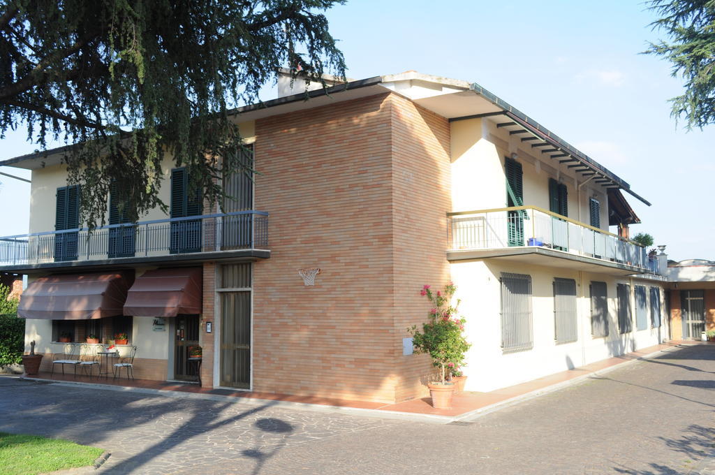 Marinetta Bed & Breakfast Signa Buitenkant foto